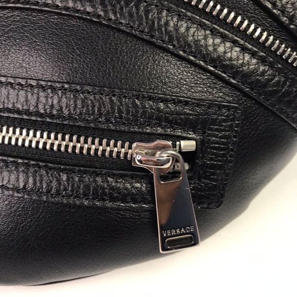New 💯  Authentic Versace Moto Leather Belt Bag - Picture 13 of 17